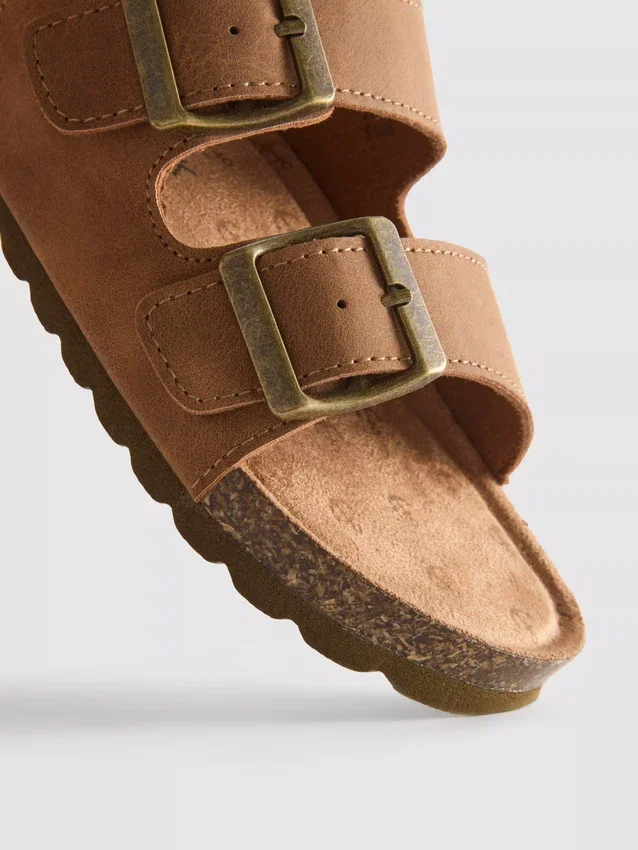 Sandaler med stropper med dobbel spenne