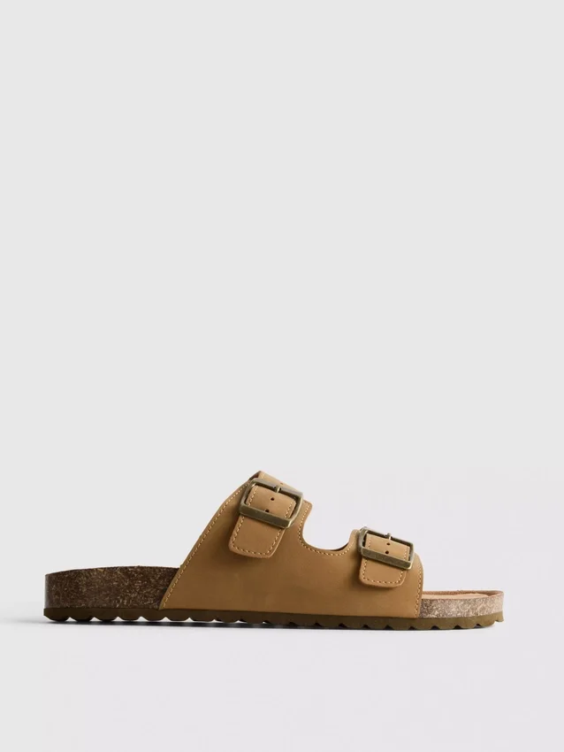 Sandaler med to spenner