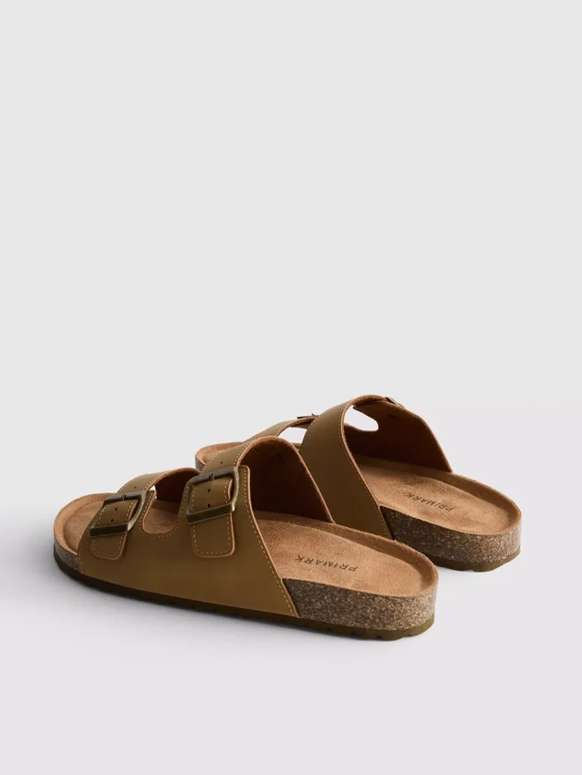 Sandaler med to spenner