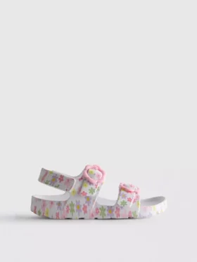 Sandaler med trykt rem og to spenner