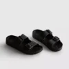 Sandaler med tykk rem og dobbel spenne