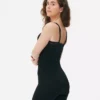Shapewear-bodysuit med åpen brystdel og lengde til midt på låret