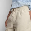 Shorts i linblanding med snøring