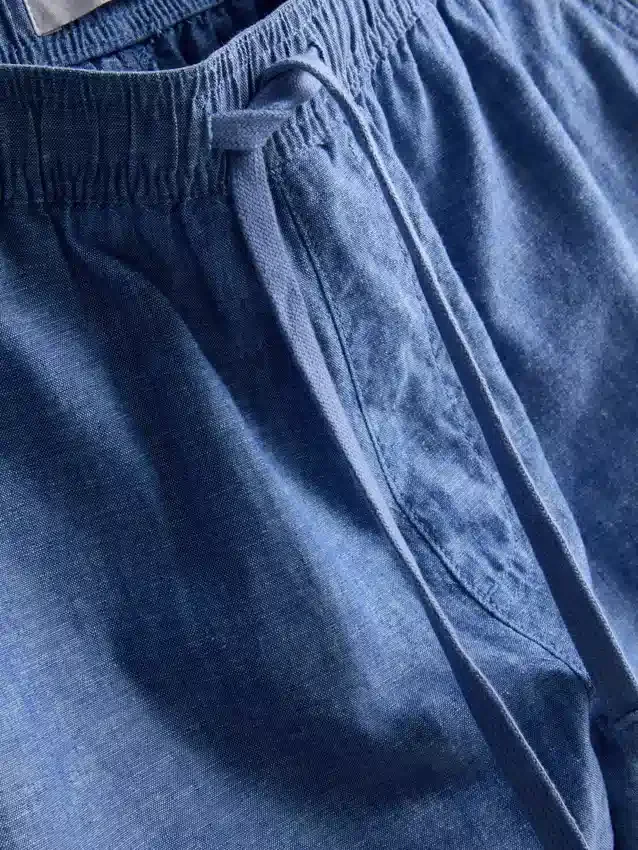 Shorts i linblanding med snøring