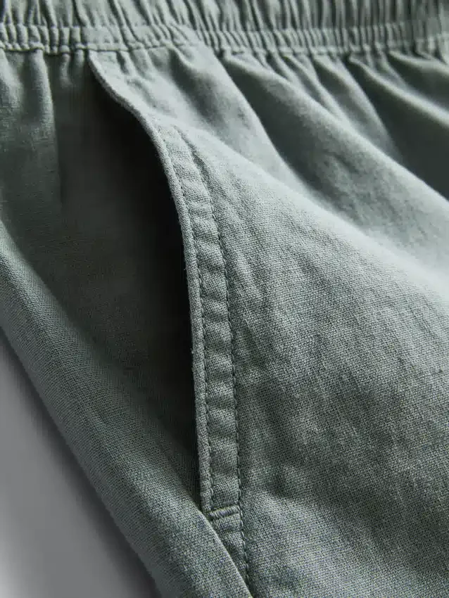 Shorts i linblanding med snøring