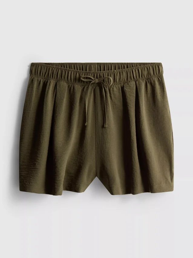 Shorts med aktiv luftgjennomstrømning