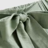 Shorts med belte og elastisk linning