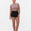 Shorts som former midjen