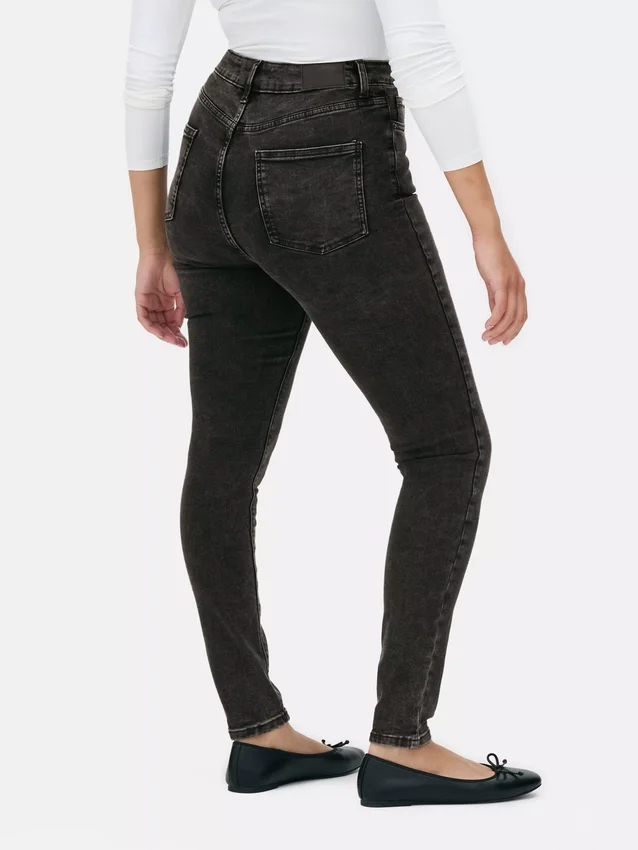 Skinny jeans med høy midje