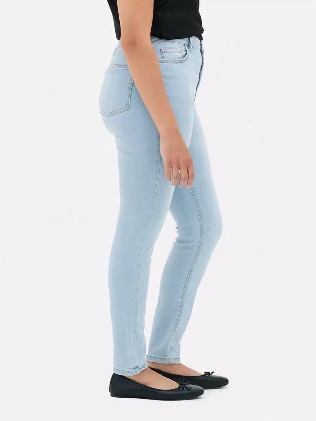 Skinny jeans med høy midje