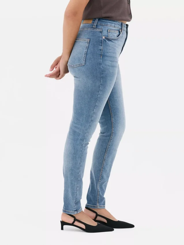 Skinny jeans med høy midje