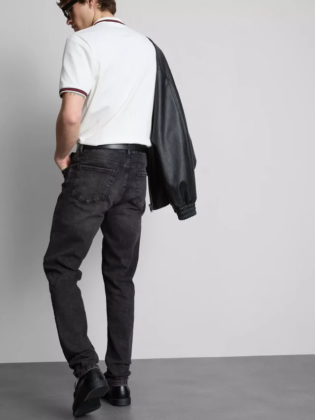 Skinny jeans med middels høy midje