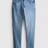Skinny jeans med middels høy midje