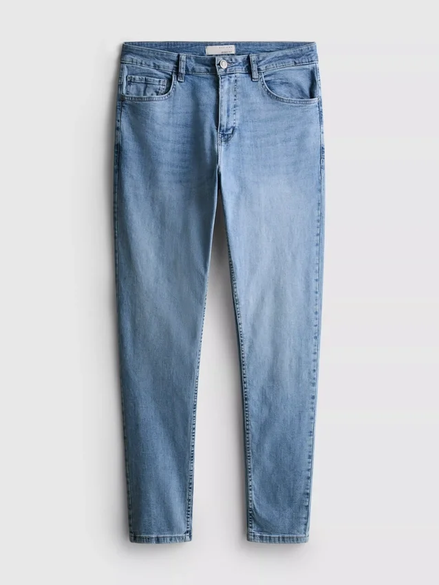 Skinny jeans med middels høy midje