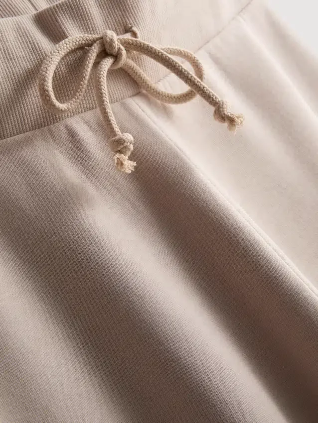 Skinny joggebukser med mansjetter