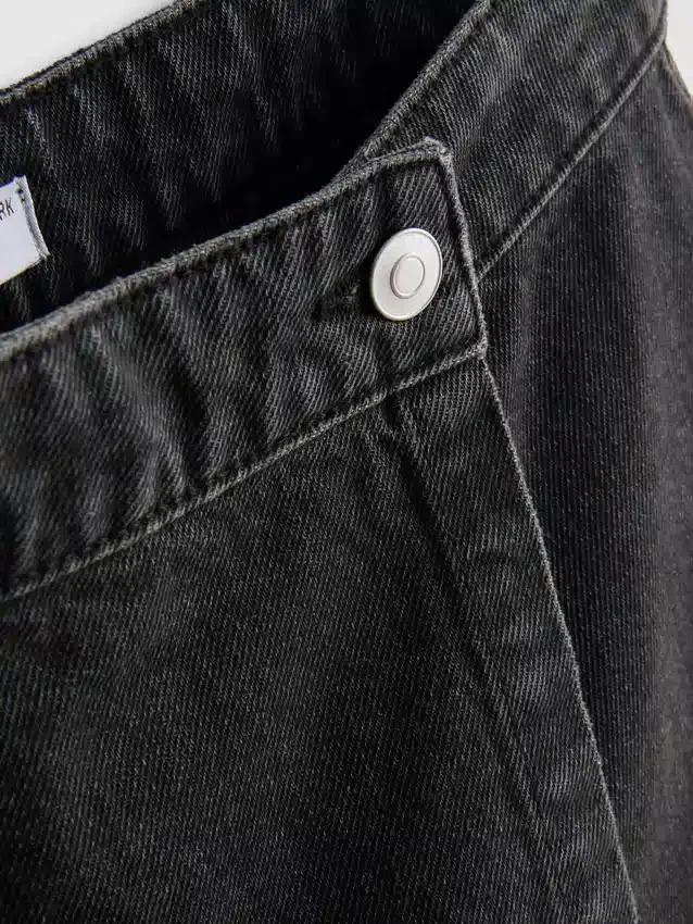 Skort i bomullsdenim med høy midje