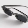 Slanke solbriller i «cat eye»-stil