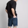 Slim-fit denimshorts med middels høy midje