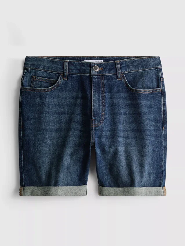 Slim-fit denimshorts med middels høy midje