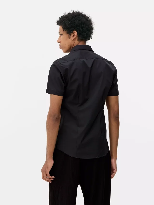 Slim fit-skjorte med korte ermer