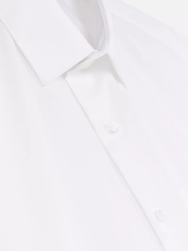 Slim fit-skjorte med korte ermer