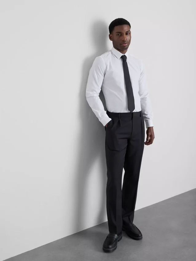 Slim fit-skjorte med stretch og knapper