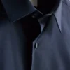 Slim fit-skjorte med stretch og knapper