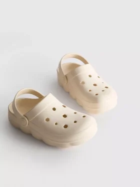 Slingback-strandklogger