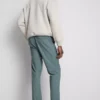 Smal chino