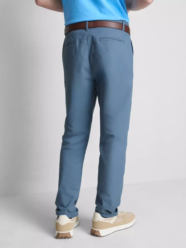 Smal chino