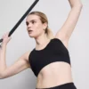 Sømløs aktiv crop-top med kryssrygg