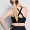 Sømløs aktiv crop-top med kryssrygg