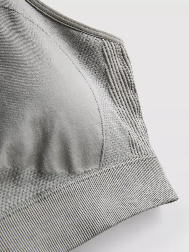 Sømløs, høyglanset aktiv crop-top