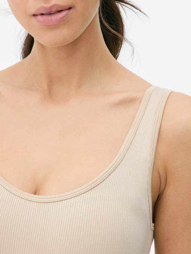 Sømløs ribbet body