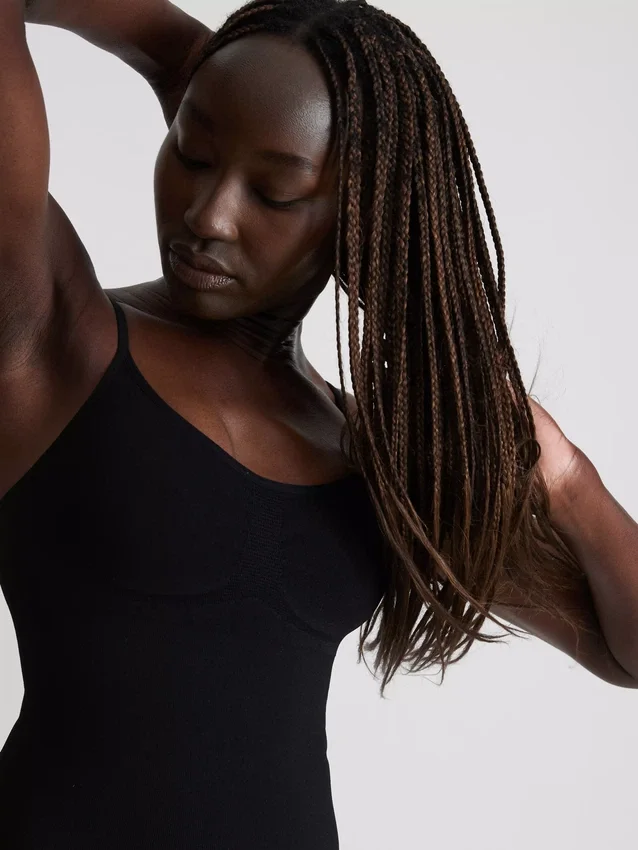 Sømløs Shapewear-bodysuit med tanga