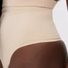 Sømløs Shapewear tanga med høy midje