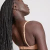 Sømløs, utjevnende bralette