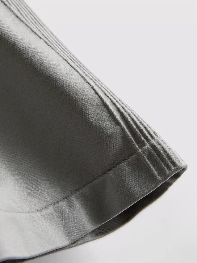 Sømløse, høyglansede treningsshorts