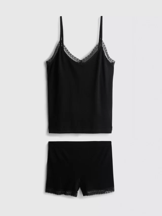 Sømløse pysjamaser med kort topp og shorts