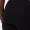 Sømløse shorts med rumpeheving