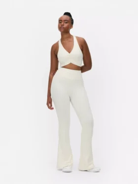 Smørmyke leggings med utvidet ben