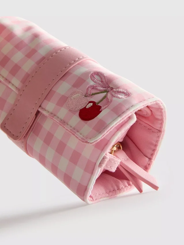 Smykker-pose i gingham