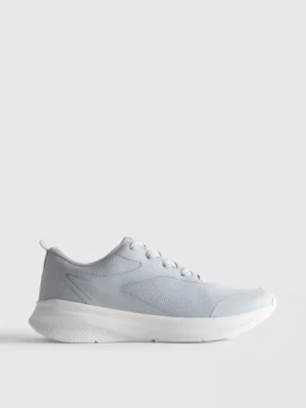 Sneakers i aktivt mesh