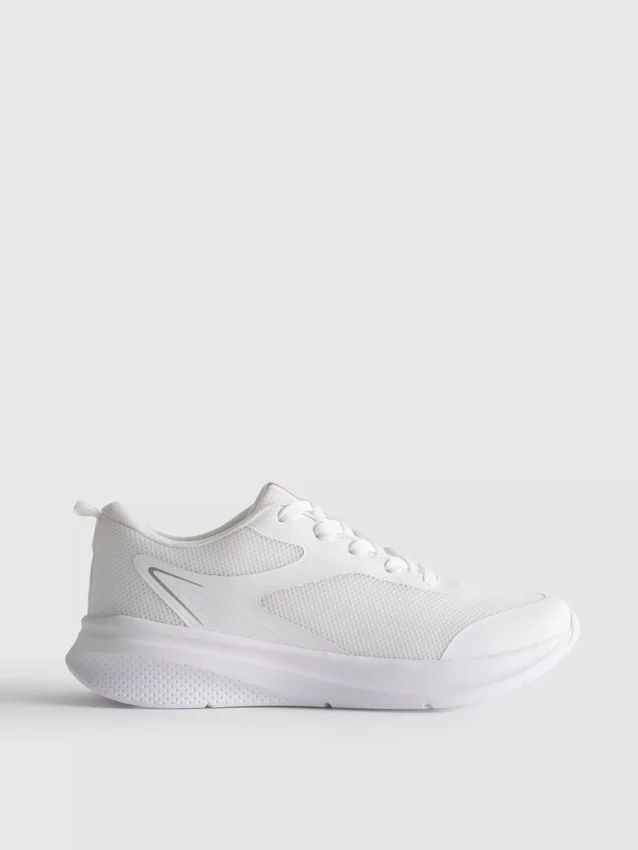 Sneakers i aktivt mesh