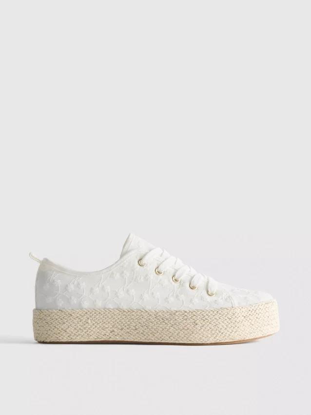 Sneakers i jute med flatform