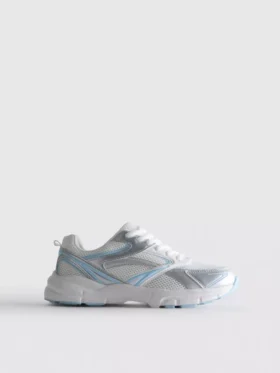 Sneakers med grovt mesh