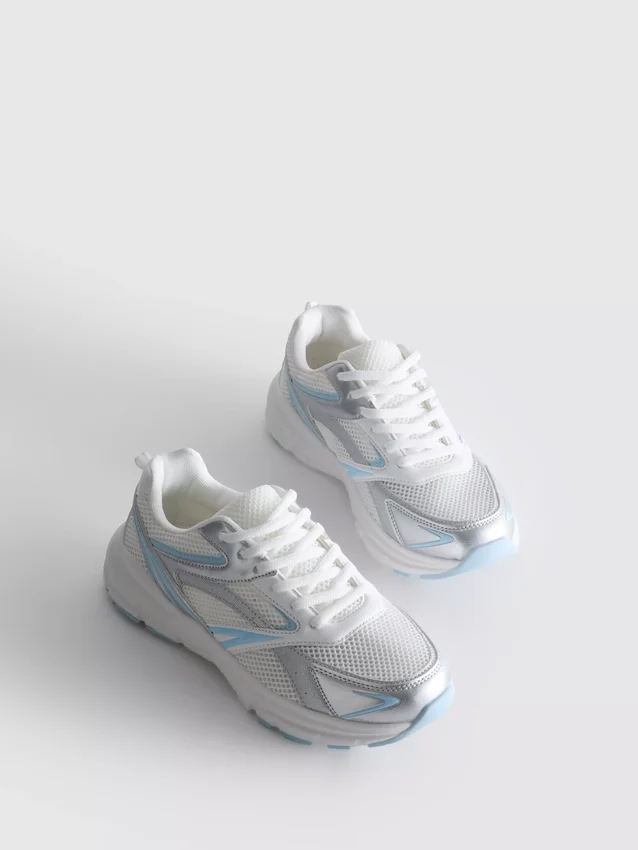Sneakers med grovt mesh