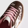 Sneakers med gummisåle og dyremønster