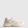 Sneakers med tykke mesh-paneler