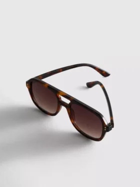 Solbriller i Aviator-stil
